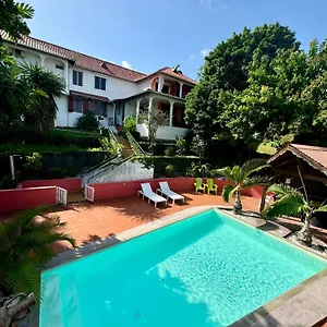Gasthof La Canopee Enchantee, D'hotes, Piscine, Proche Aeroport, Gare Maritime, Les Abymes